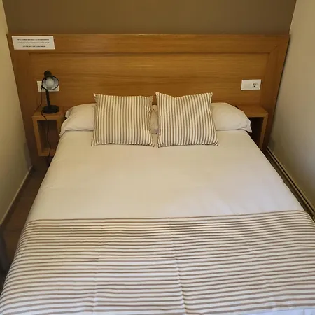 Πανσιόν Casa Maruxa 3*
